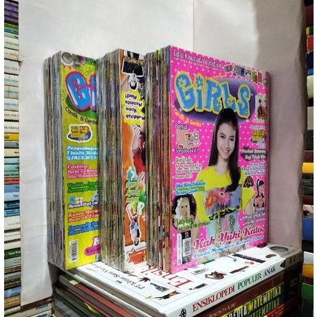 MAJALAH GIRLS FULL COLOUR ( HARGA SATUAN)