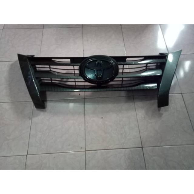 BASE GRILL FORTUNER VRZ CARBON