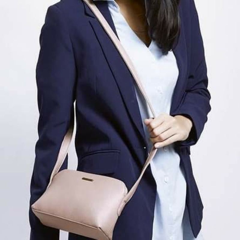 SOPHIE MARTIN TAS RAVENALA BROWN