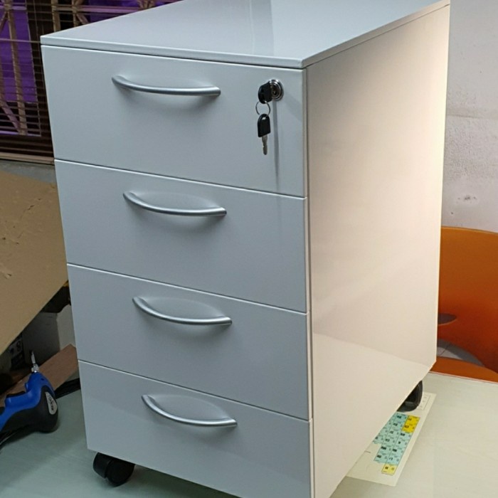

Filling Drawer Cabinet Lemari Arsip Besi Serbaguna 4 Susun Lemari Besi 4 Laci