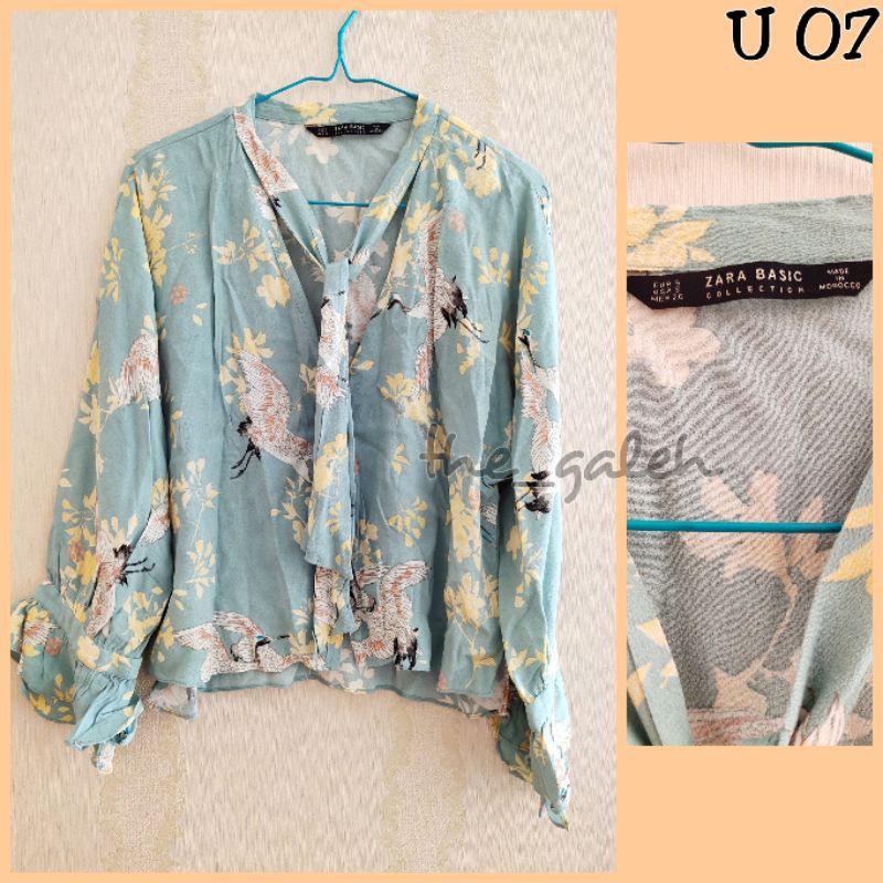 U07 Baju Kemeja Hijau Mint Motif Merk Zara Preloved Bagus Murah