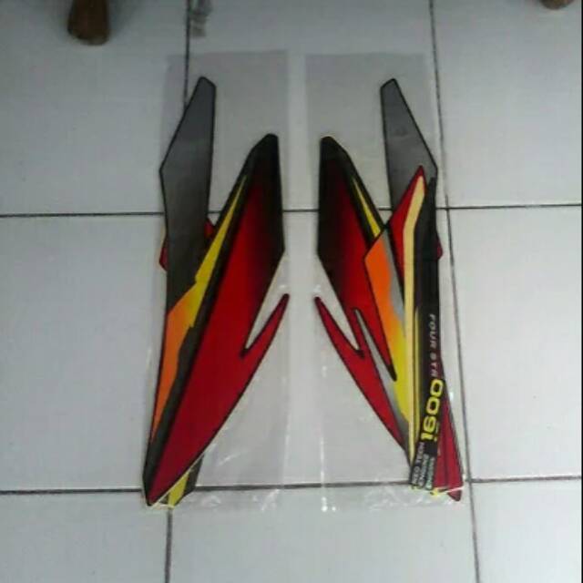 striping gl pro 1997 hitam merah