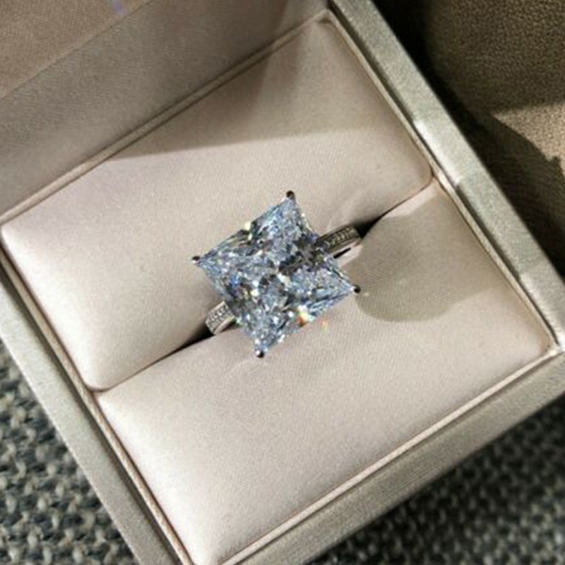 Fancyqube Cincin Kristal Cubic Zirconia Bentuk Persegi Besar Untuk Wanita