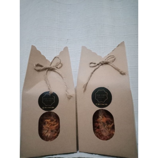 

hampers/bingkisan/kering kentang/kentang mustofa/snack/lauk santri/lauk haji/