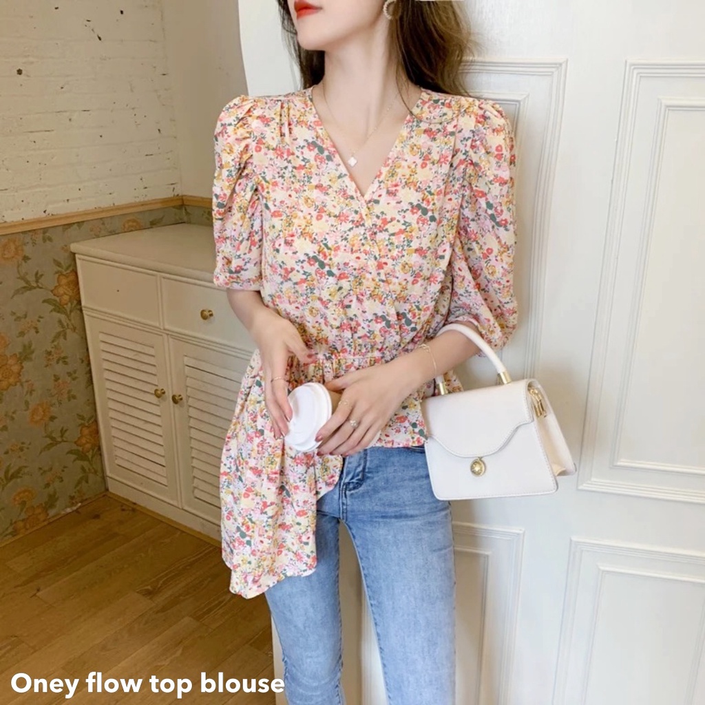 Oney flow top blouse - Thejanclothes