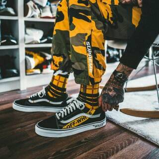 vans x off white harga