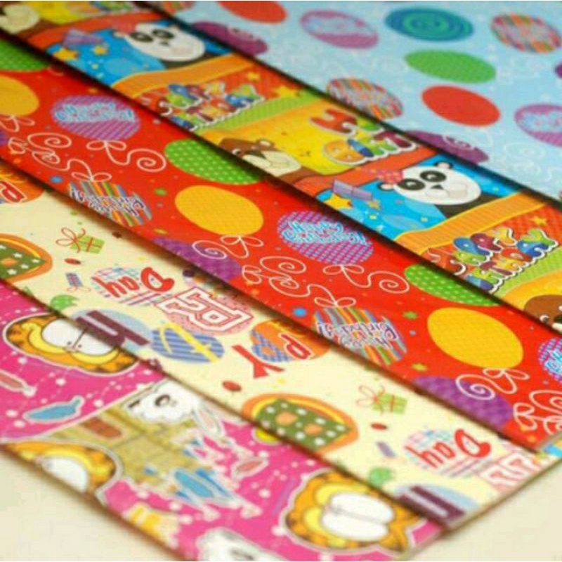 Kertas kado motif 2pcs / wajib ambil jika untuk kado