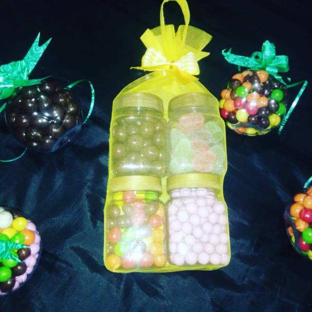 

Pket coklat lebaran