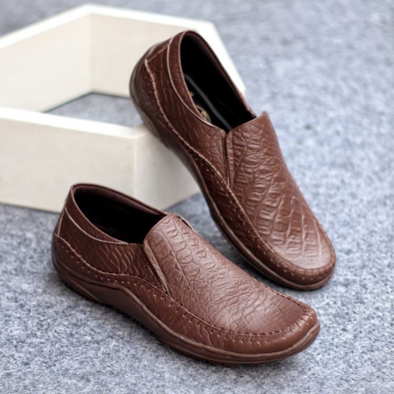 Xshoesbdg.id x Croco Sepatu Slip On Pria Casual Slop Kulit Asli Original Santai Kerja Kuliah Kantor