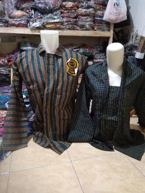 kebaya wanita Surjan Lurik dan Kebaya Lurik