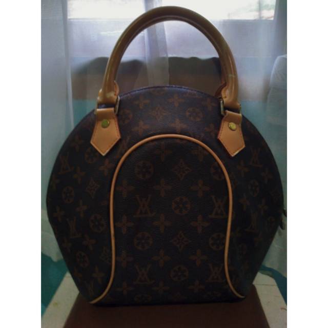 Preloved *LV Kerang* kualitas premium