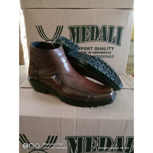 SEPATU KULIT ASLI PRIA MEDALI PDH BOOTS POLRI TNI SECURITY SATPAM FORMAL DINAS KANTOR KERJA GURU