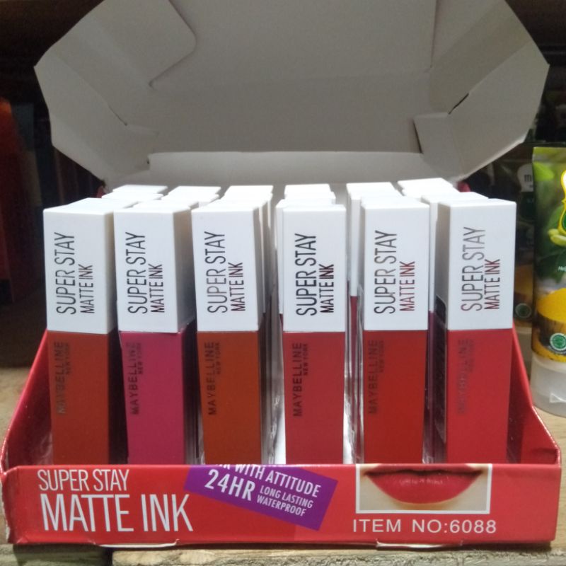 Maybelline Matte Ink // Lip Glos Maybelline (ECER)