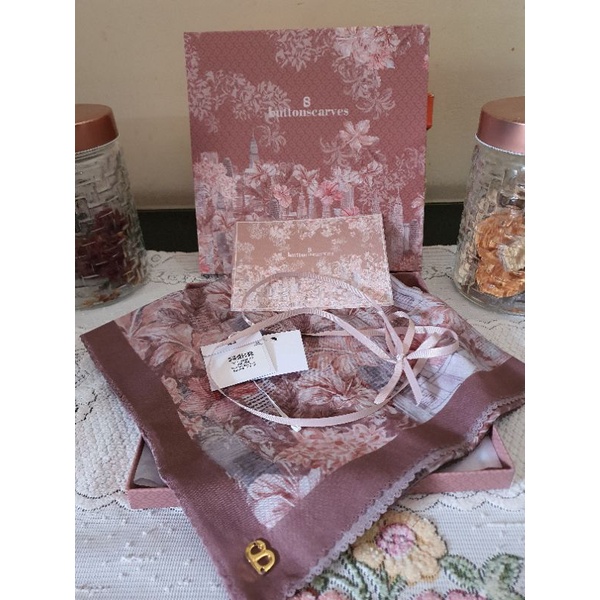 buttonscarves the malaya brown preloved