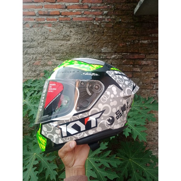 Kyt TT course arbolino second like new + Ejeas Q7