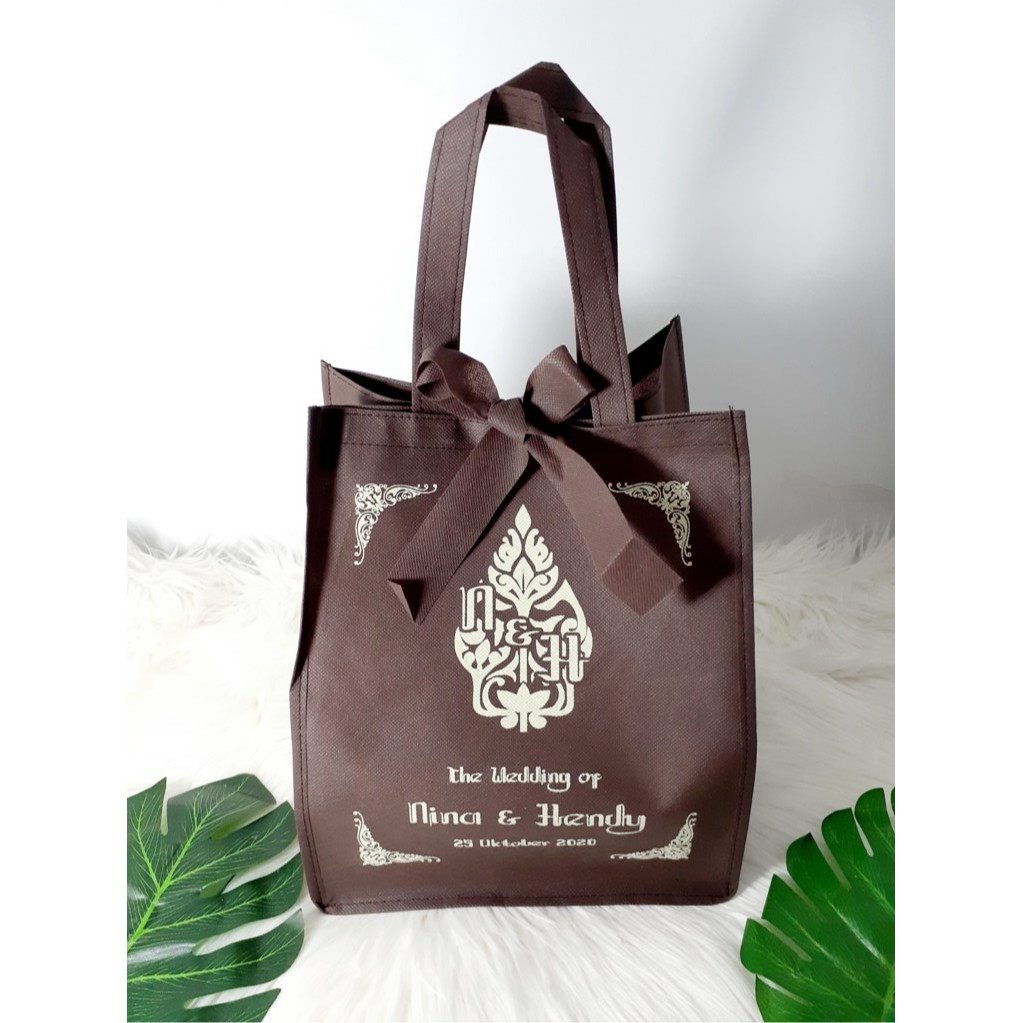 

Tas Goodie Bag Wedding Sablon Nama Pita