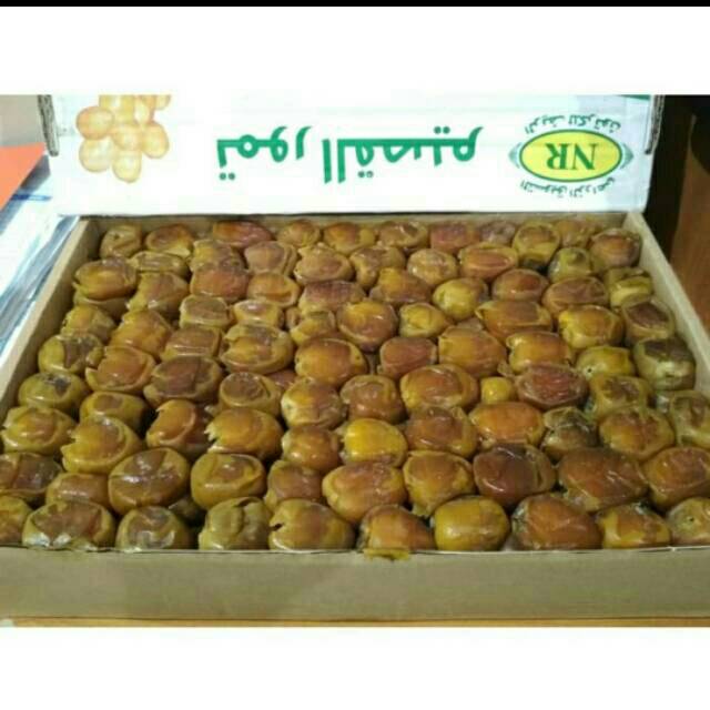 

kurma sukasari basah 1 box 3kg al qassim premium