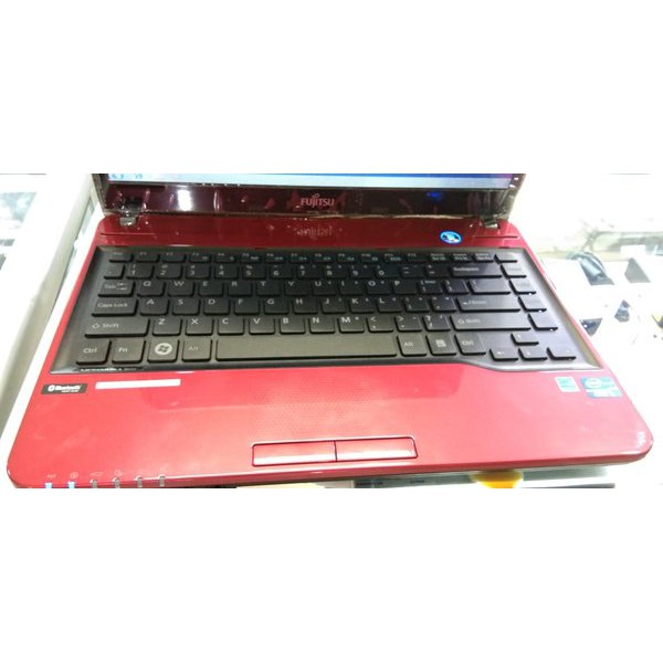 Fujitsu Lifebook LH532 Core i3