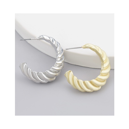 LRC Anting Tusuk Fashion Gold Color Threaded Semicircle Geometric Alloy