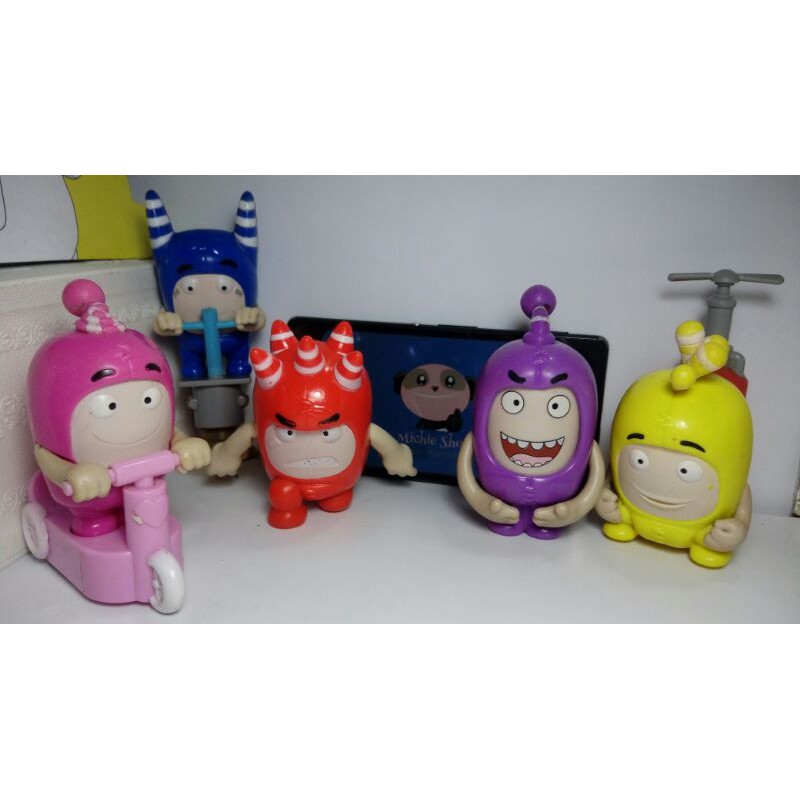 mainan kfc oddbods