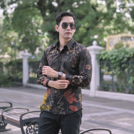 Prabowo Kemeja Batik Pria Lengan Panjang Slimfit Katun Printing Hem Baju Atasan Kantor Modern