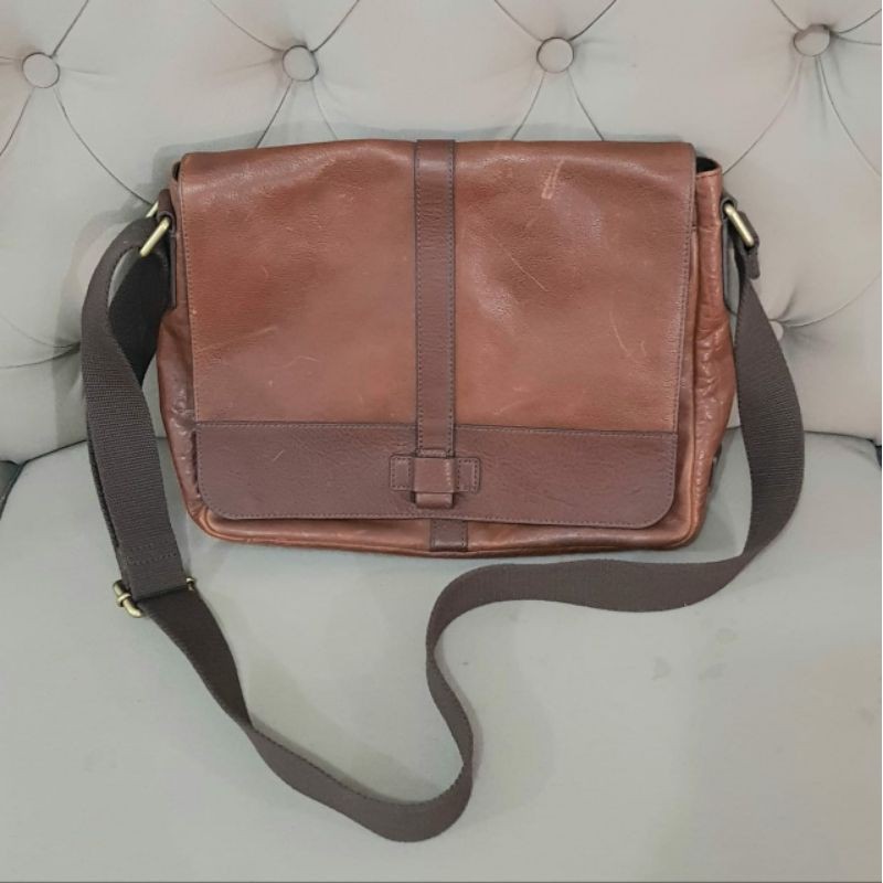 Fossil Messenger Bag