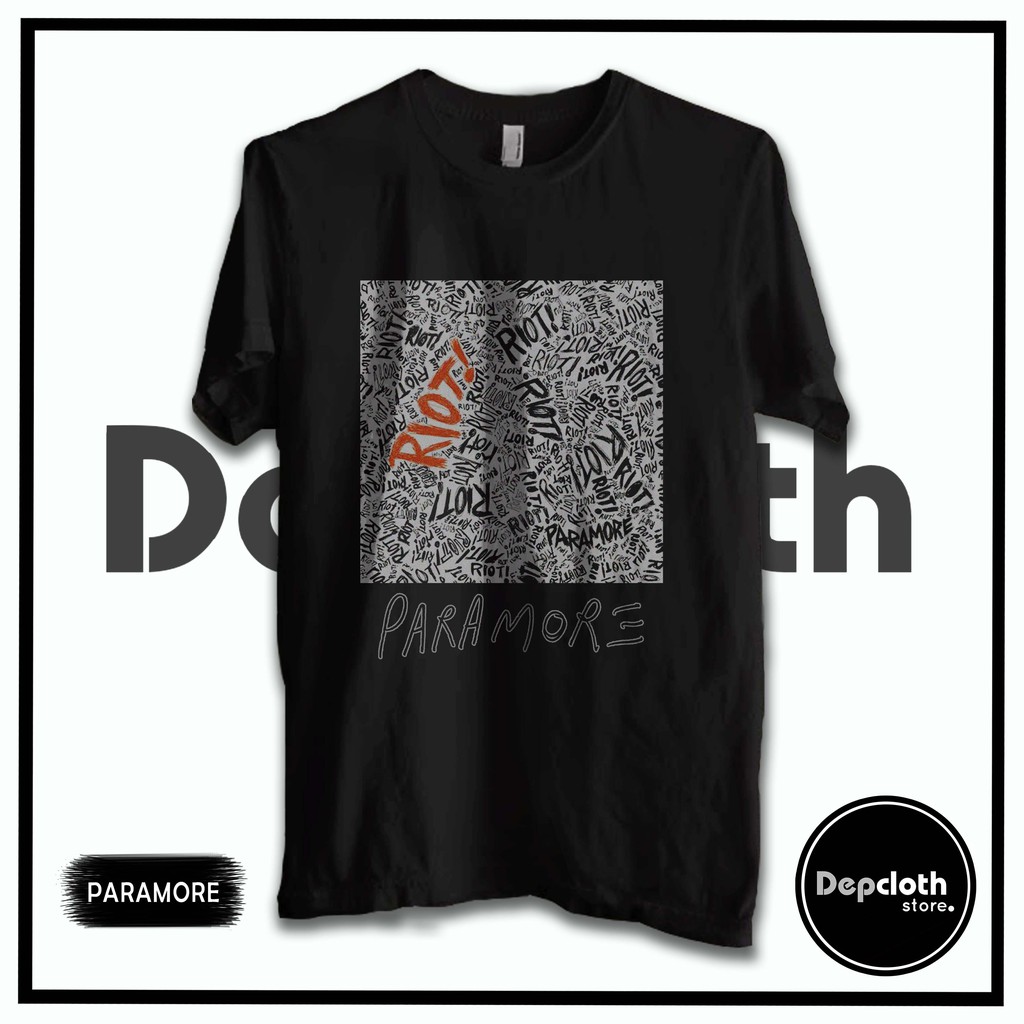 Kaos Paramore Riot