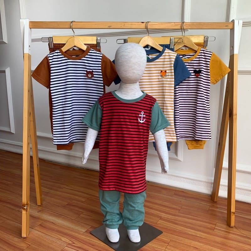 Pajamas Stripes Pineapple (Baju Setelan Kaos Lengan Pendek Celana Panjang Anak Bayi Balita Polos)