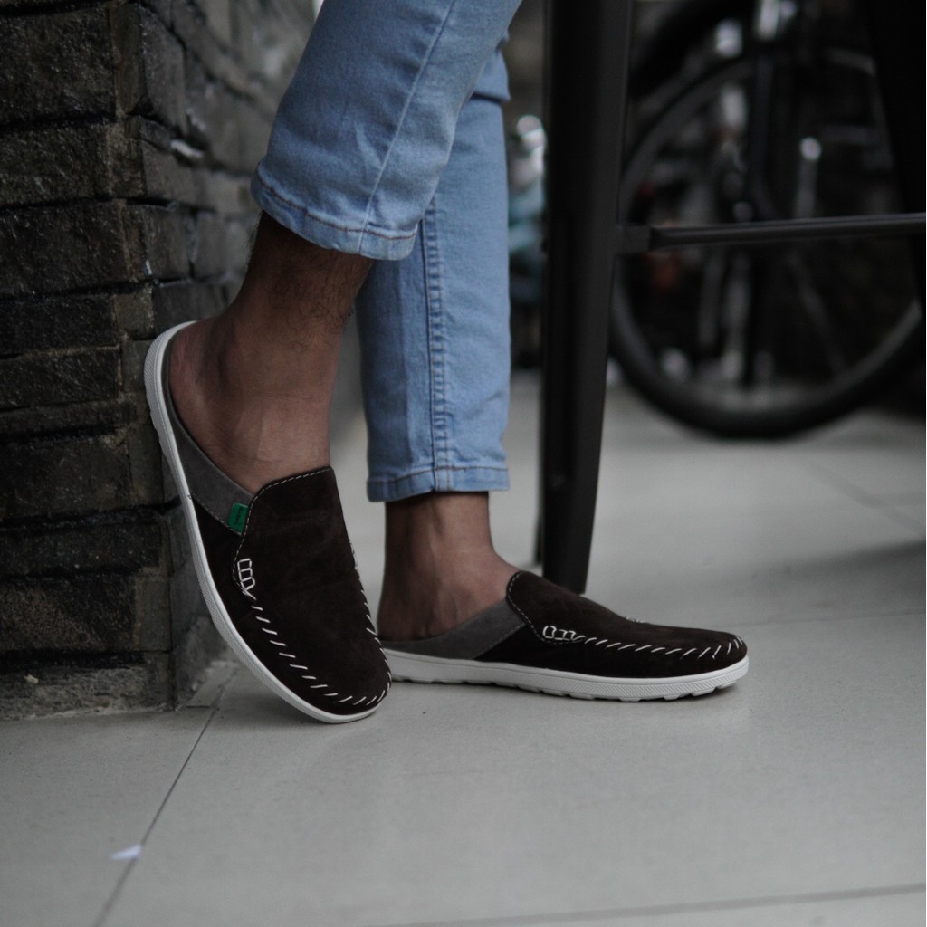 SEPATU PRIA KICKERS BUSTONG CASUAL SUEDE SANTAI MURAH