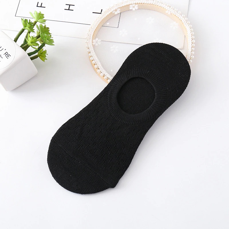 OVERFLOWS.ID Kaos Kaki Hidden Di Bawah Mata Kaki Pria Wanita Ankle Sock Basic Import Kaos Kaki-Hitam