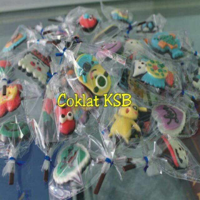 

Coklat lolipop berkarakter