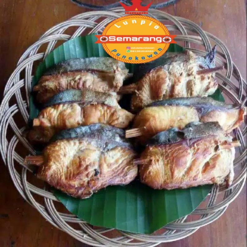 

IKAN PANGGANG MANYUNG