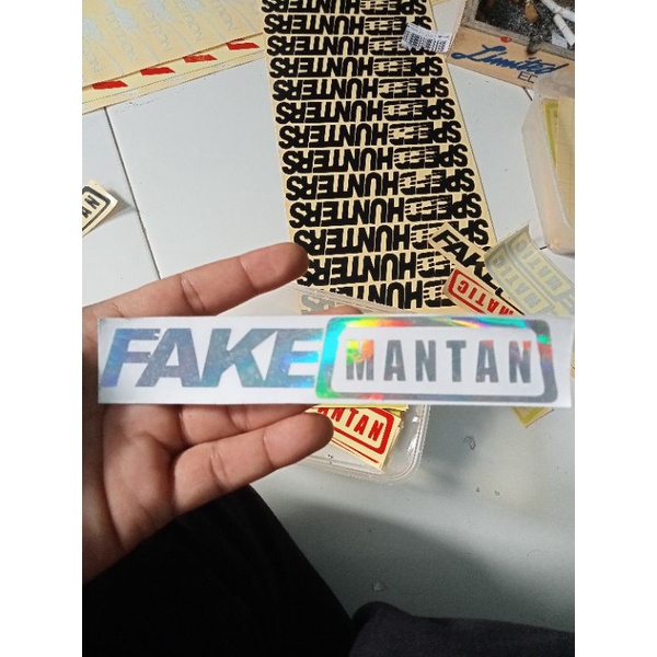 STIKER CUTNG VARIASI MOTOR HELM LOGO FAKE MANTAN VIRAL COD