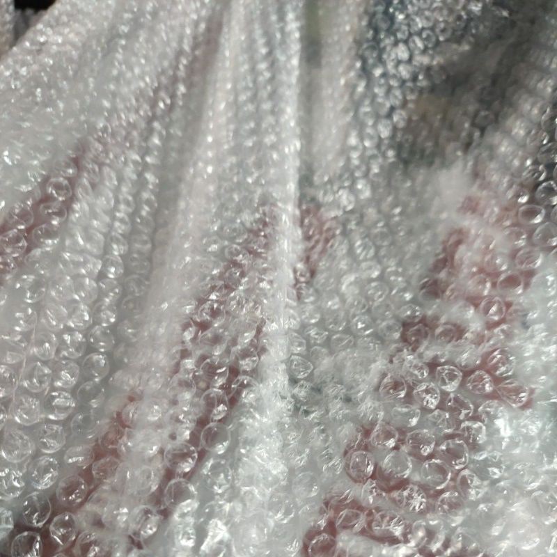 

extra bubble. untuk brg kecil. supaya packing aman