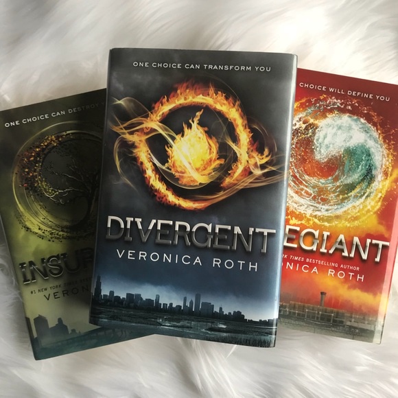 [INDONESIA] BUKU NOVEL TRILOGI DIVERGENT - DIVERGENT - INSURGENT - ALLEGIANT - VERONICA ROTH [ORIGINAL]