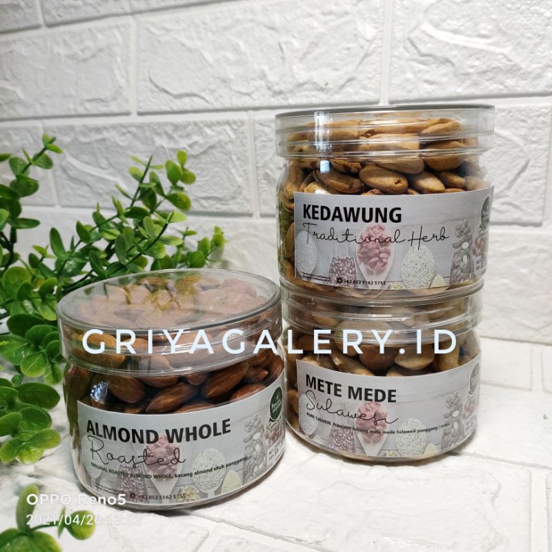 

Toples Kedawung Almond Whole Mete Mede Sulawesi Almond Cangkang Mixed Fruit Mixed Nuts 200gr 150gr