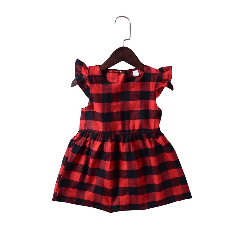 Gaun Tanpa Lengan dengan Model Ruffle dan Motif Kotak Gaun Tanpa Lengan dengan Model Ruffle dan Motif Kotak