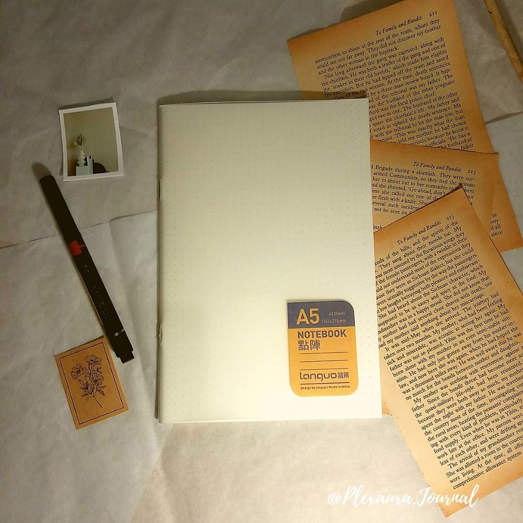 

Notes A5 dotted dan Polos untuk catatan dan Bujo jilid staples