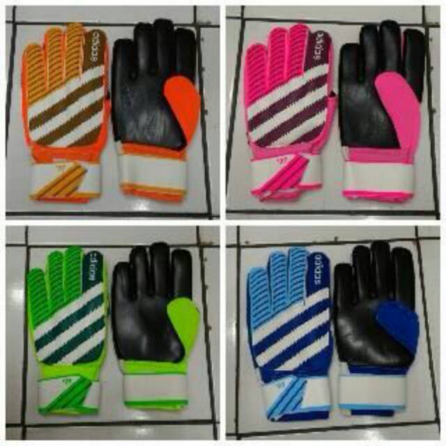 Sarung tangan futsal kiper