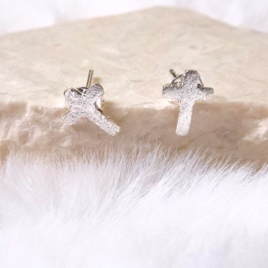 Anting Wanita Model Korean - Subang Wanita Bentuk Salib Model Anting Tindik - Anting Stud Bentuk Cro