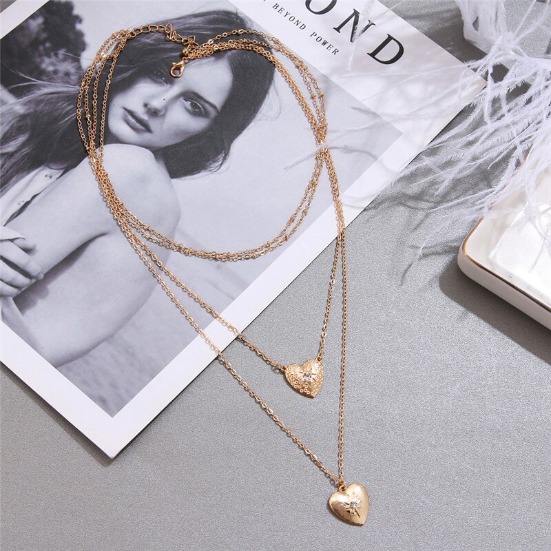 Kalung Choker Rantai Multi Layer Aksen Manik-Manik Hati Berlian Imitasi Warna Emas Untuk Wanita