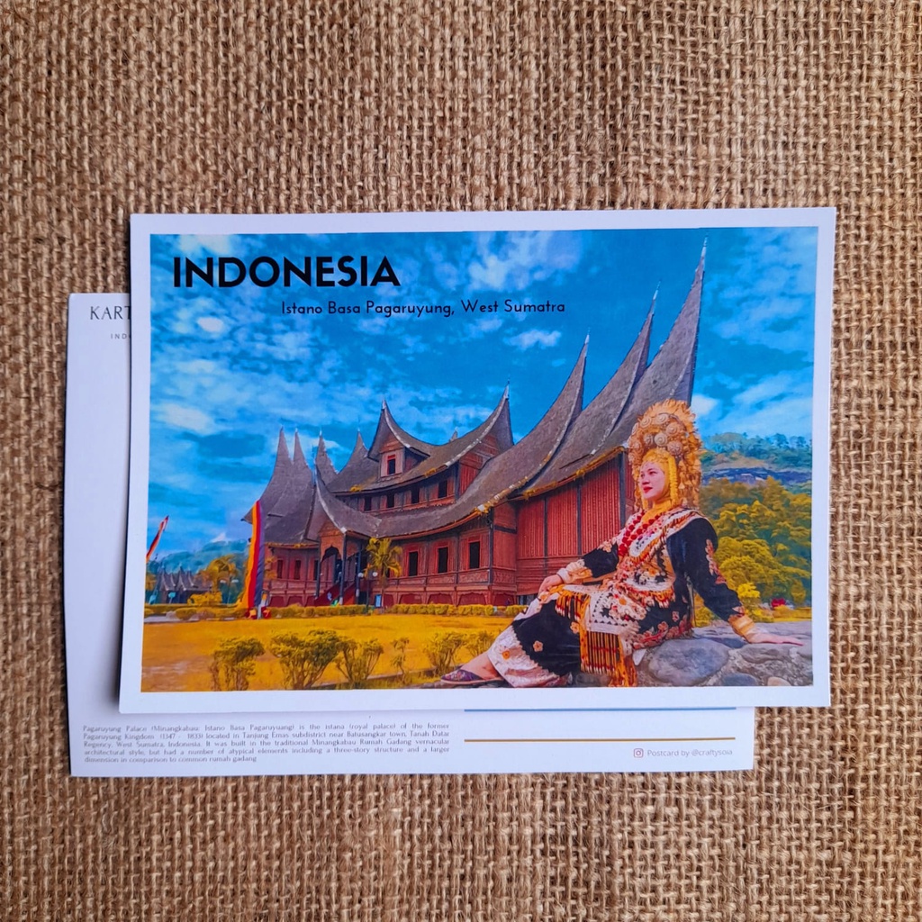 

Kartu Pos / Postcard / Postcrossing Indonesia - istana pagaruyung