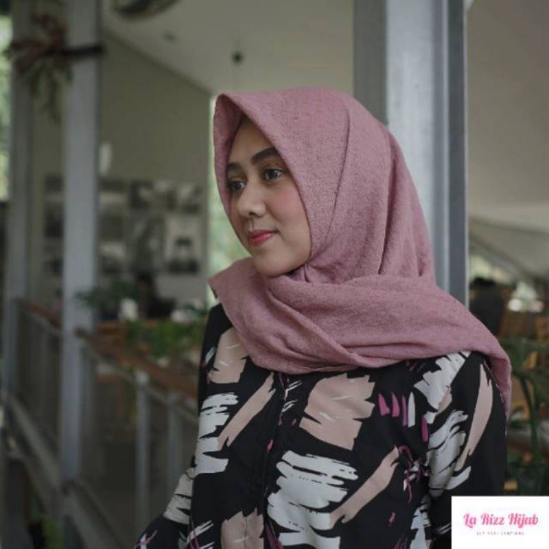 HijabDobbyCotton/VoalDobbyHijabSegiEmpat
