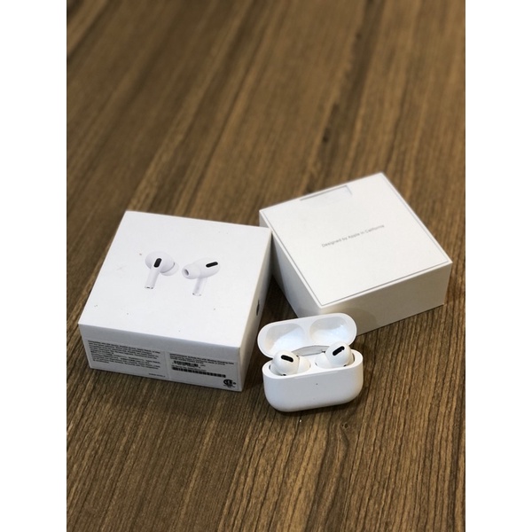 Airpods Pro with Wireless Charing Case Second/Bekas