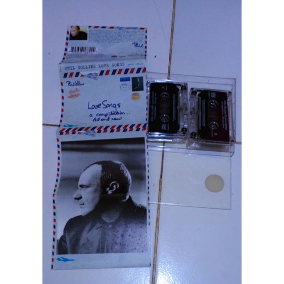 Kaset pita Phil Collins ,Love Songs, a compilation old and new