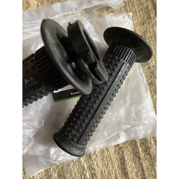 HANDFAT HANDGRIP GRIP KAWASAKI NINJA R / RR 150 SEPASANG