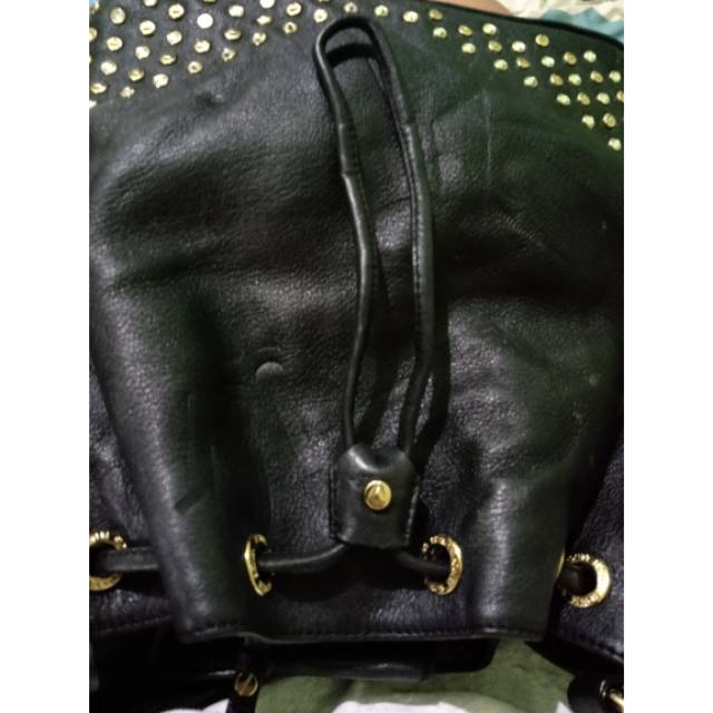 Tas PL Kulit hitam tali panjang