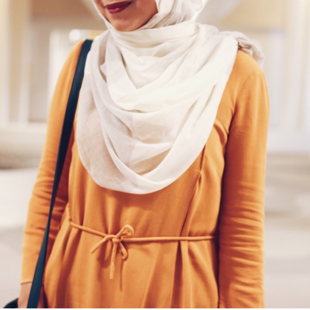Hana tajima x uniqlo mustard top preloved