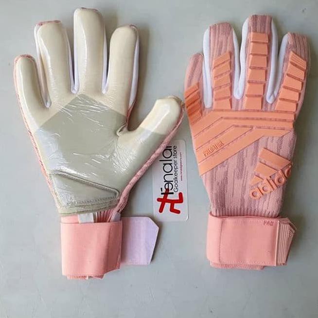 predator gloves pink