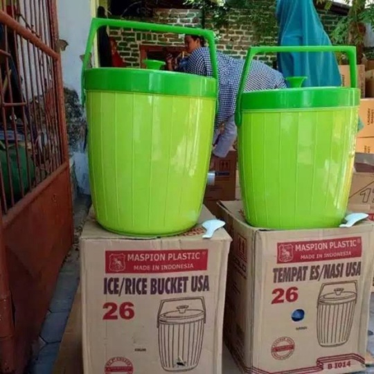 

Dijual MASPION RICE ICE BUCKET 26 THERMOS TERMOS ES NASI - Merah Muda GOJEK NONBUBBLE Murah